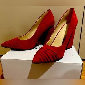 New Nine West shoes without tags.